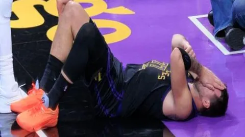 中超首战落幕，球迷激情满怀，期待更多精彩赛事