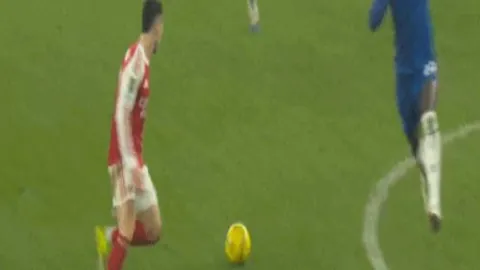 利物浦大胜曼城，2-0复仇胜利红军欢庆，蓝月成欢庆背景板